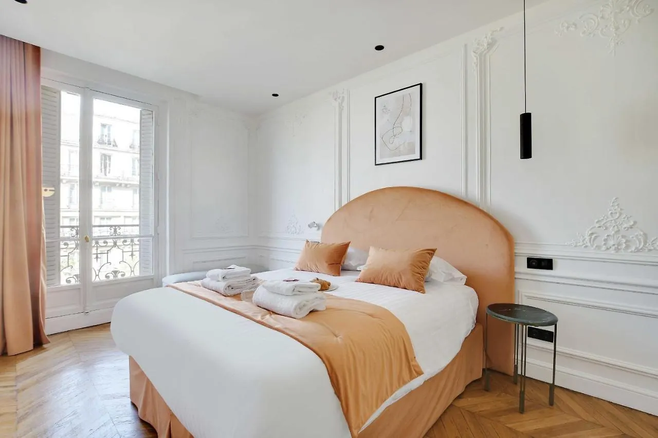 Petite Residence 4 Apt - Bastille-Gare De Lyon - 6P Paris Apartment