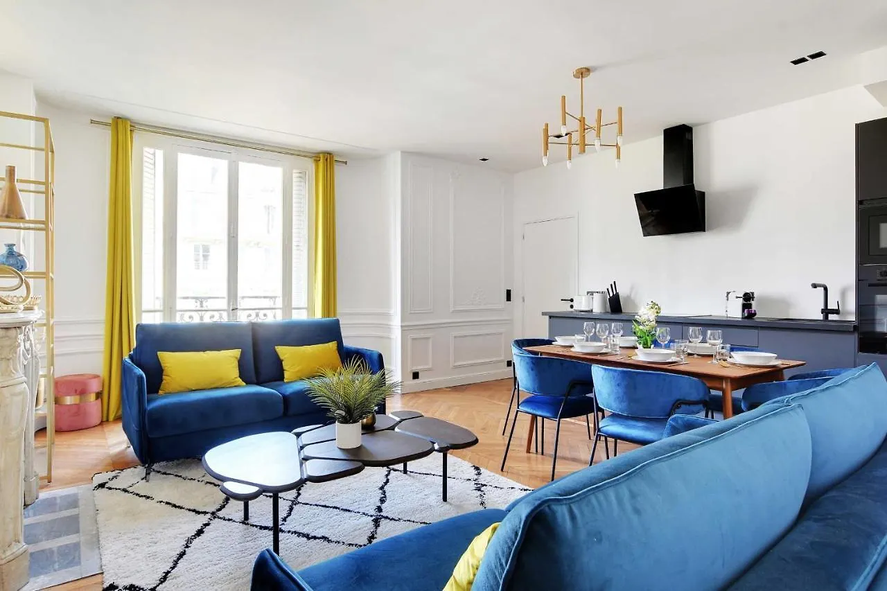 Petite Residence 4 Apt - Bastille-Gare De Lyon - 6P Paris Apartment