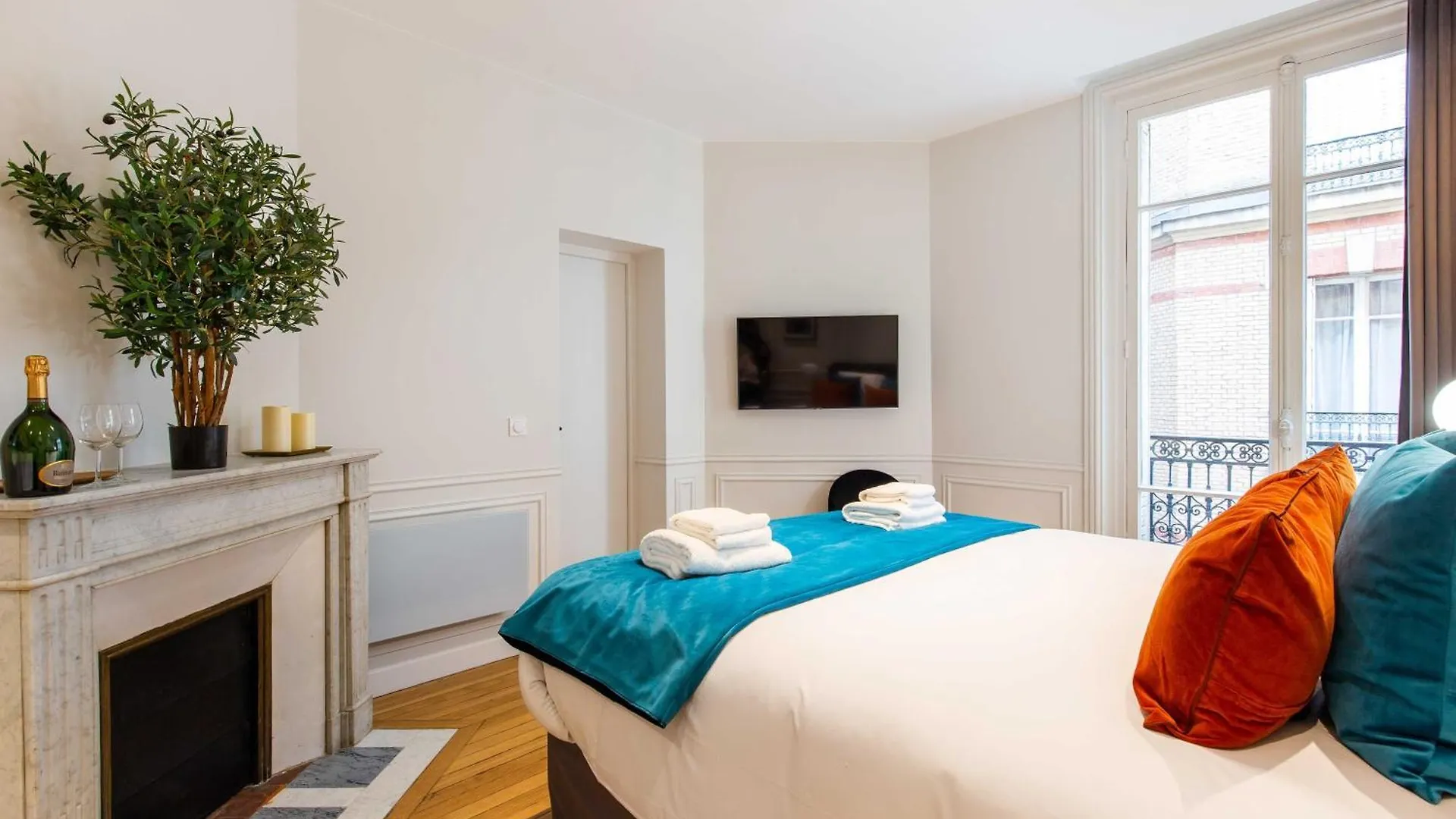 Petite Residence 4 Apt - Bastille-Gare De Lyon - 6P Paris Apartment